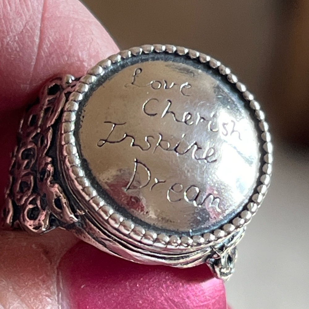 .925 Silpada ring